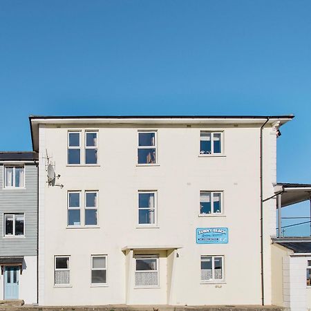 Sunny Beach Apartments Shanklin Esterno foto