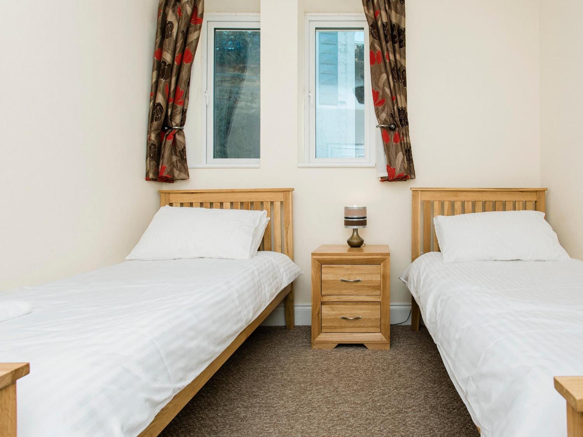 Sunny Beach Apartments Shanklin Esterno foto